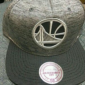 Golden State Warriors Mitchell & Ness Snap Back.